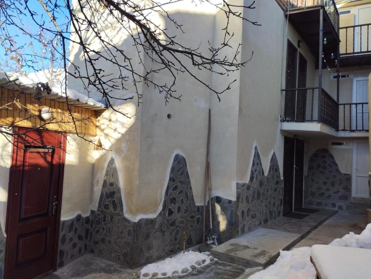 Гостевой дом Spardishi Местия Экстерьер фото